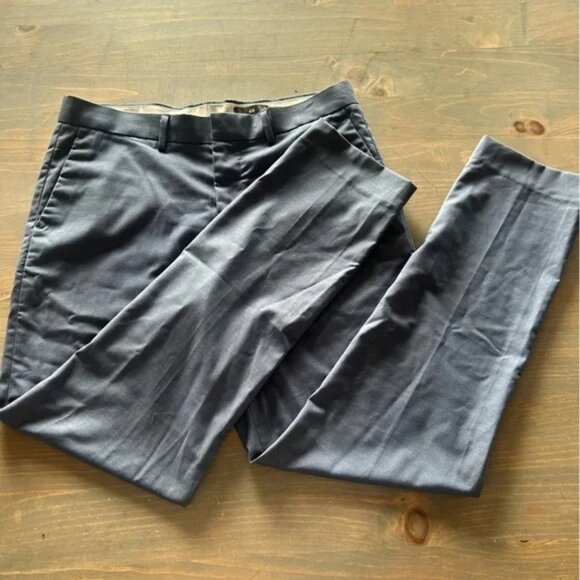 H&M navy men’s dress pants, slim fit, straight leg, size US 34R - Picture 7 of 7